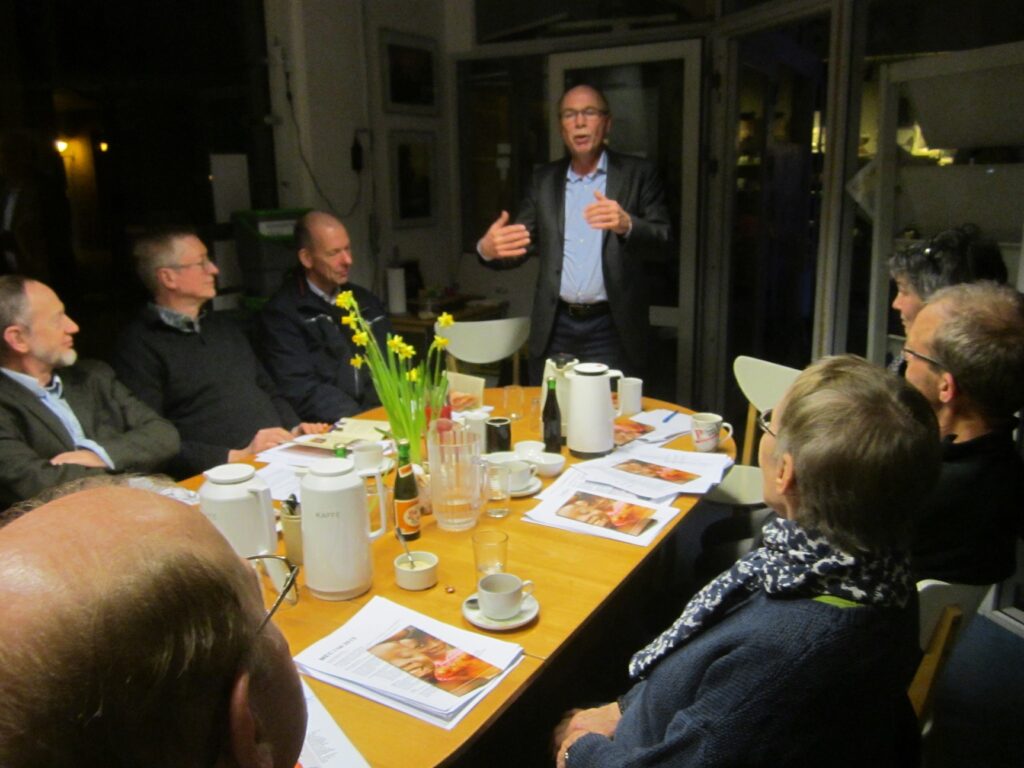 Peter Bo Jørgensen var dirigent og efterfølgende fortalte han om Masanga-hospitalet i Sierra Leone.