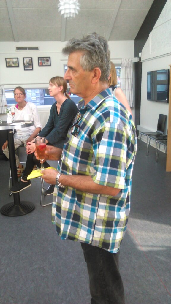 Adnan Axacan mener det med miljøet alvorligt og det smitter.