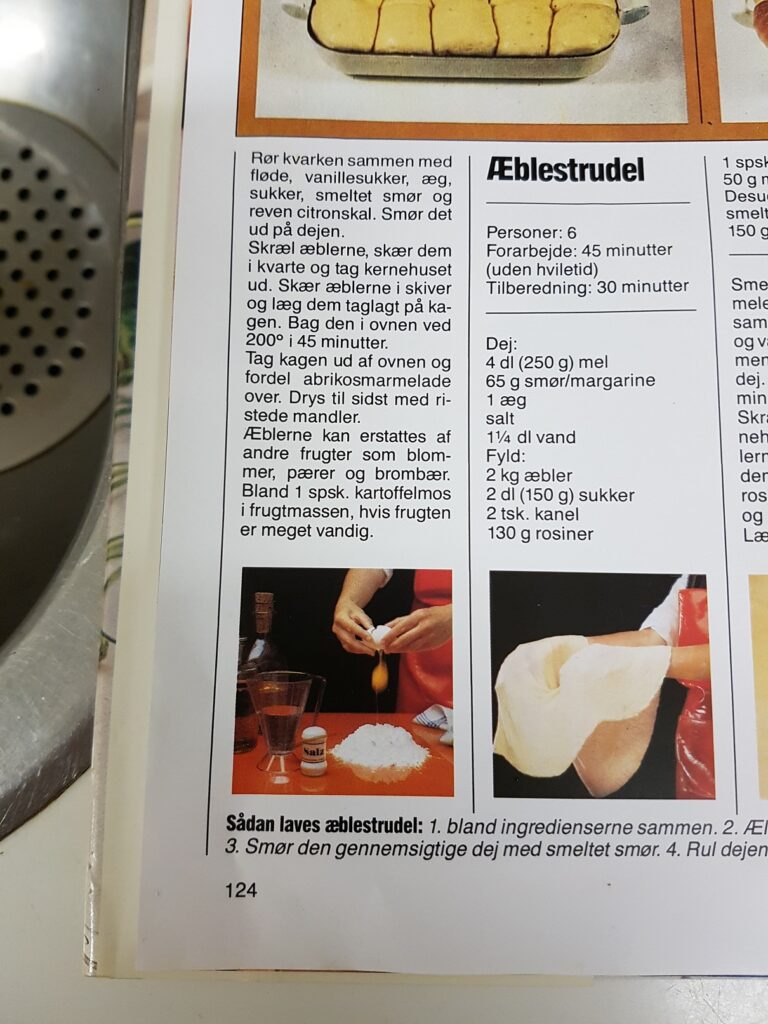 Og her slutter vi med opskriften på æblestrudel. 